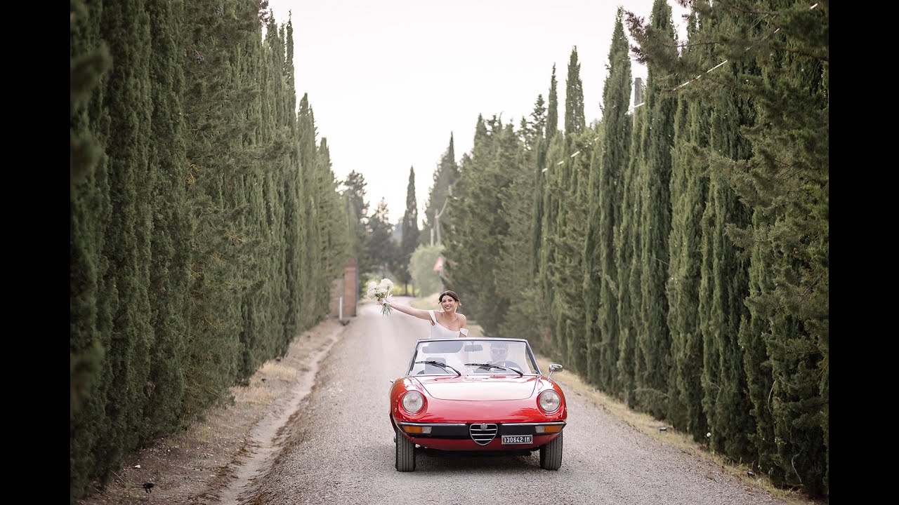 British wedding in a Tuscan borgo