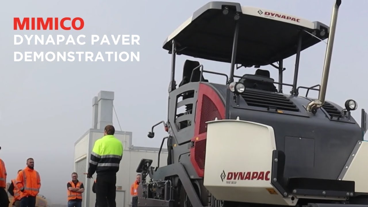 International Expert Demonstrates a Dynapac Paver