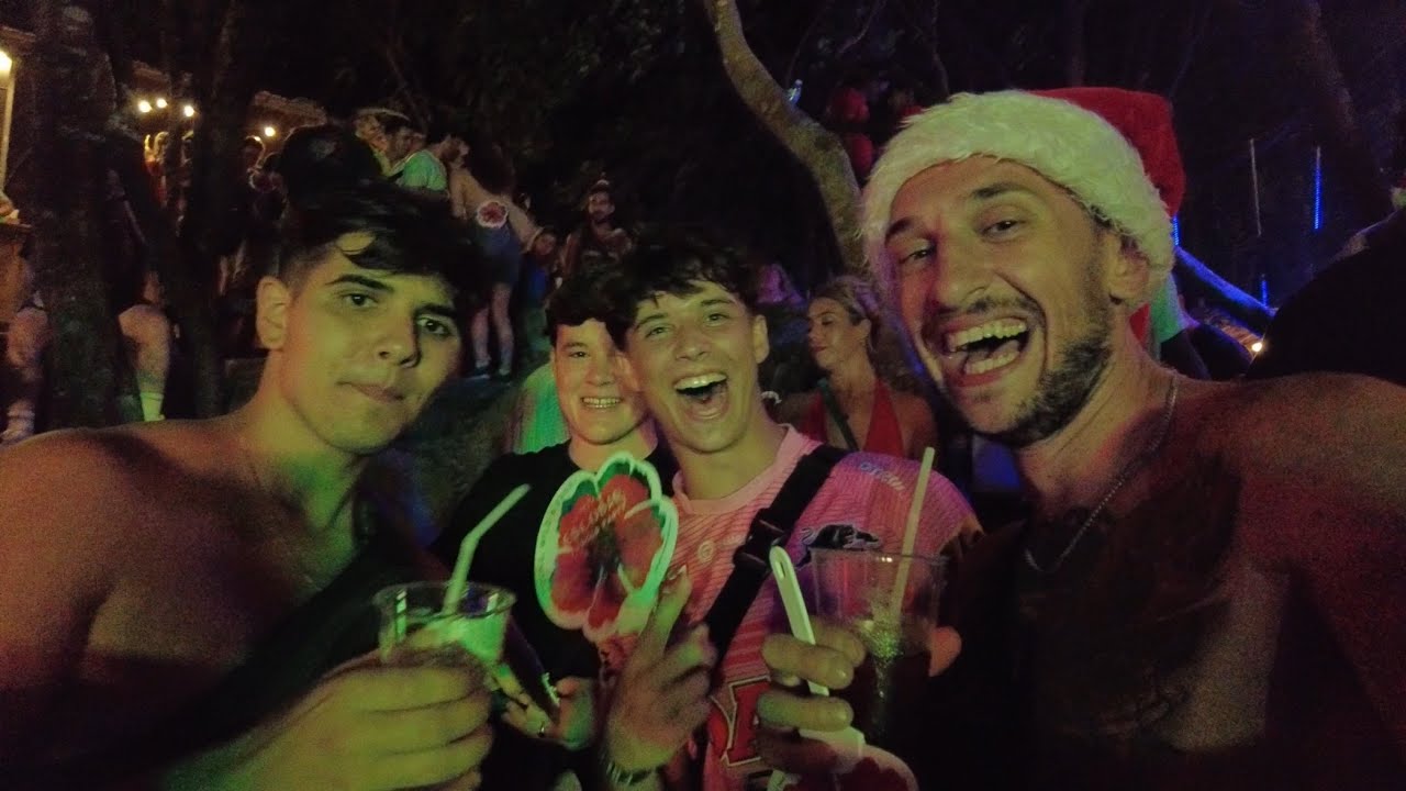 Christmas Jungle Party on Koh Tao | Solo Backpackers Journey Day 36
