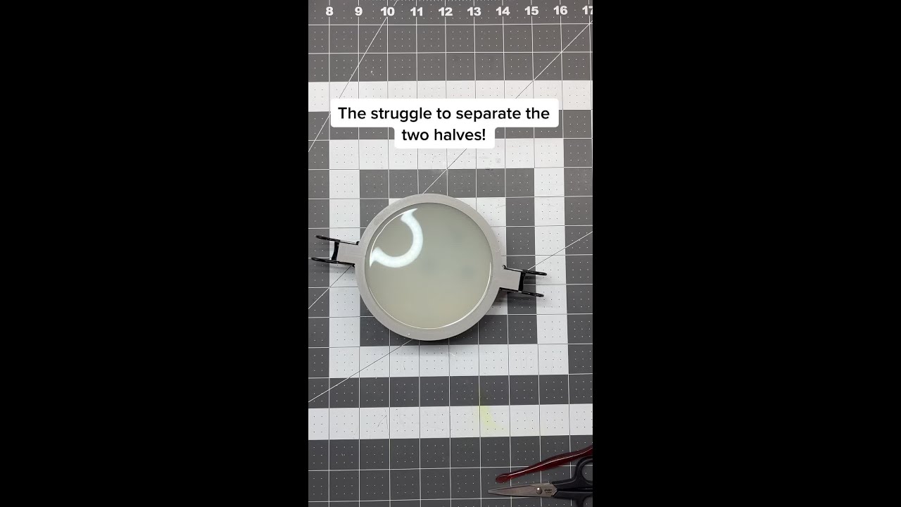 Struggling to demold the two halves 😂#siliconemold #moldmaking #dyi #dnddice #diceporn #dungeonsan