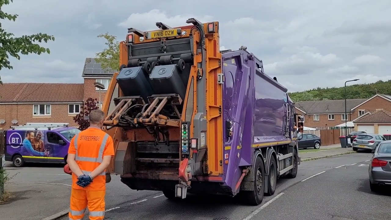 Dennis Elite 6 bin lorry on General Waste, OZW