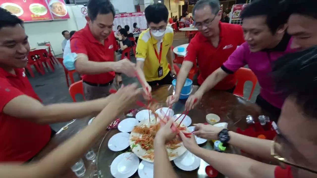 Lou Sang 2023 before CNY at Mun Kee Steamed Fish restaurant Pudu KL