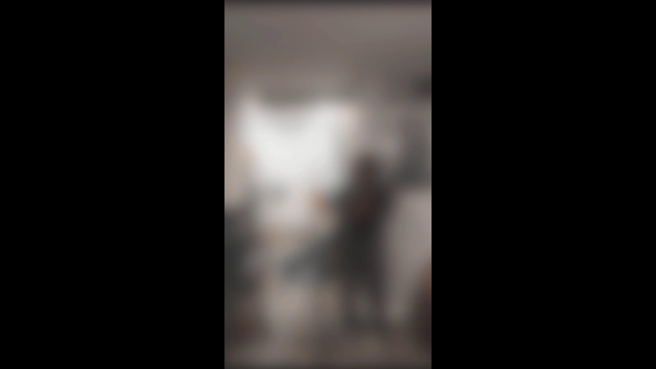 StreamLine (Portrait)