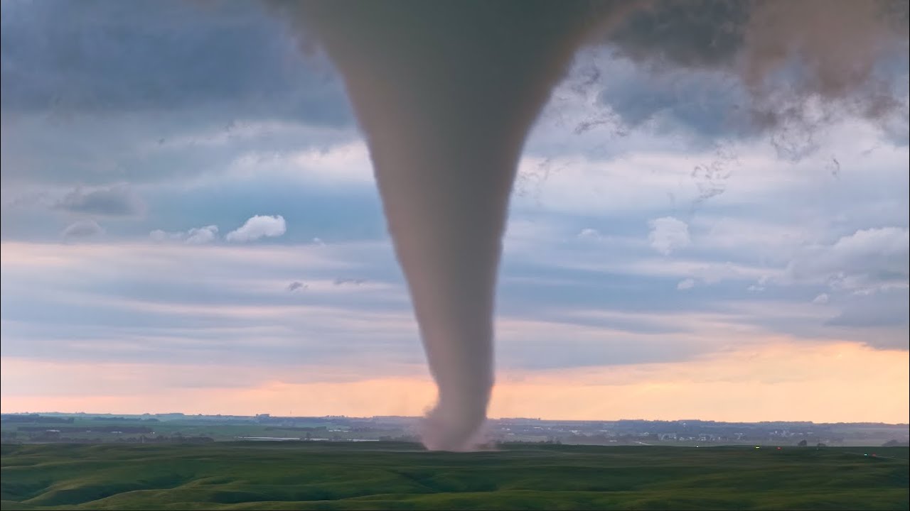 Storm Chasing in  Oklahoma LIVE #stormchasing #stormchaser #tornado #weatherupdate