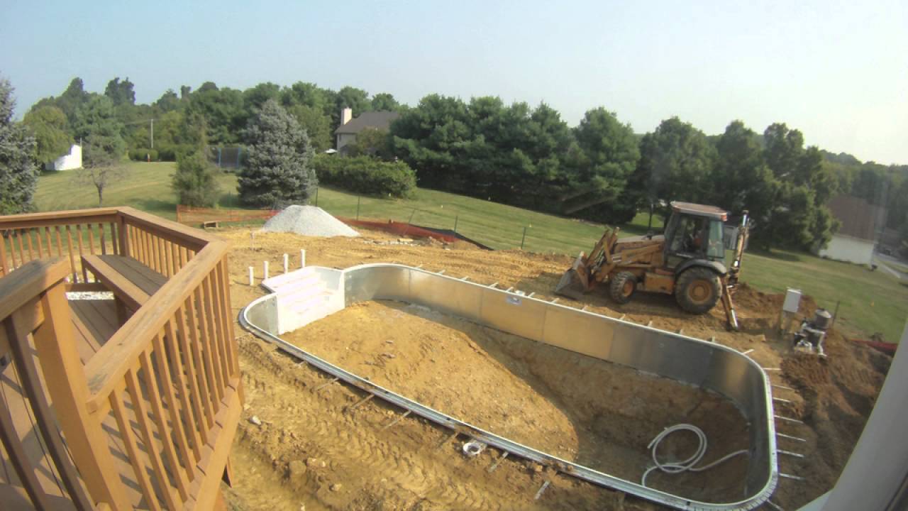 Pool installation time-lapse