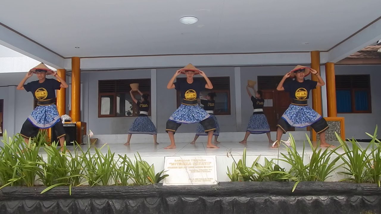 RINGKANG GUMILANG PANDEGLANG. TARI 