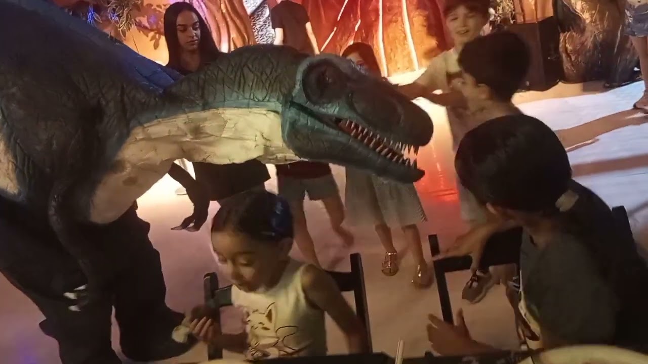 Magic Dining  Dino