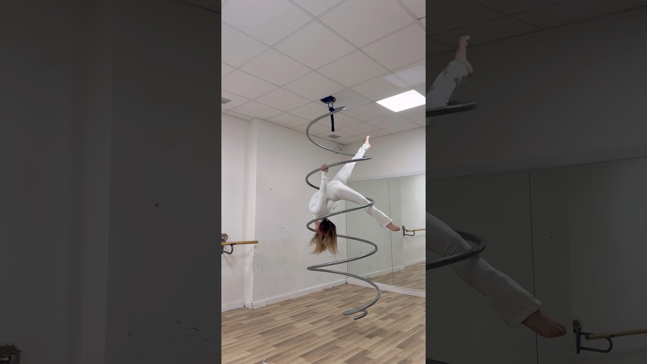 #unstoppable #aerialdance #performance #aerial #poledance #circus #artist #dance #acrobatics #music