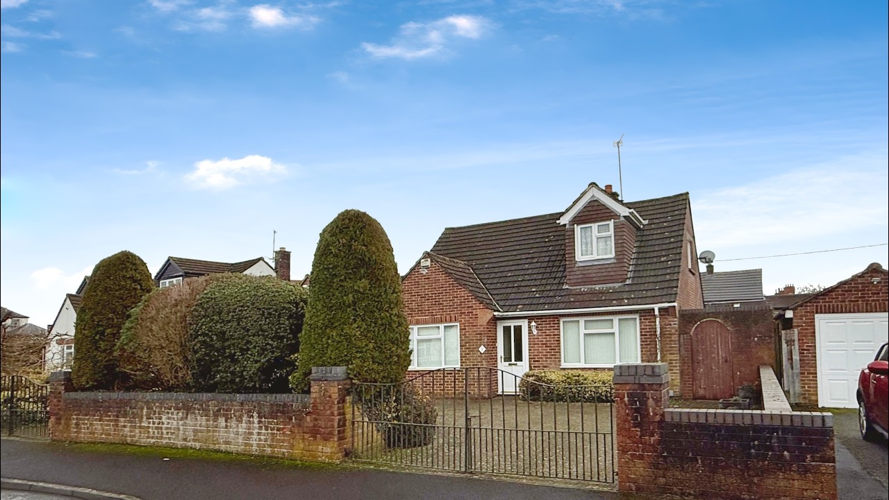Martin & Co Video Tour of Beckford Close, Warminster 