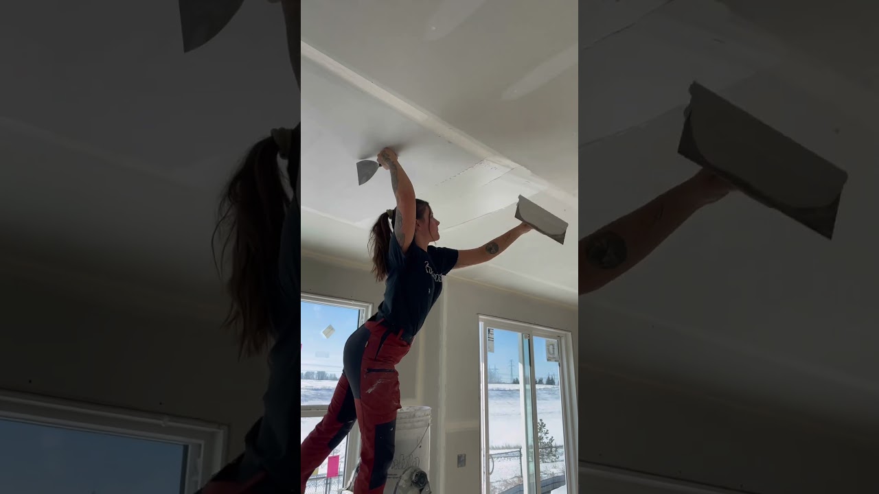 Rivestimento dei giunti del soffitto 😁 #cartongesso #nastratura #costruzione #fai da te