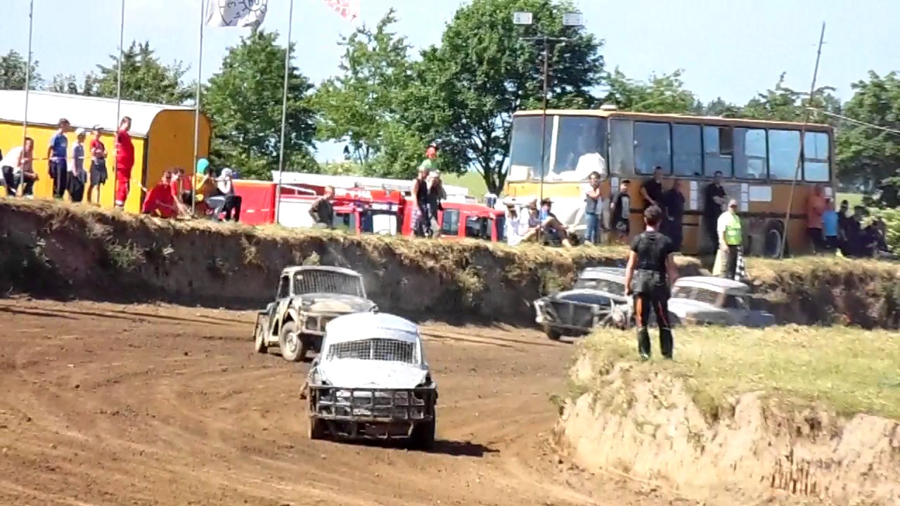 BJ17MST Stockcar Basepohl Juni 2017 Massenstart Trabant