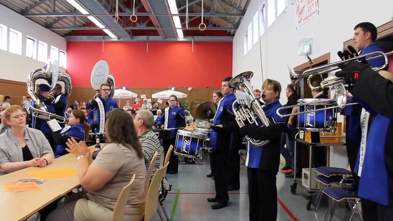 Marching Band Völklingen bei der Gugge mol mit dem Präsi-Marsch