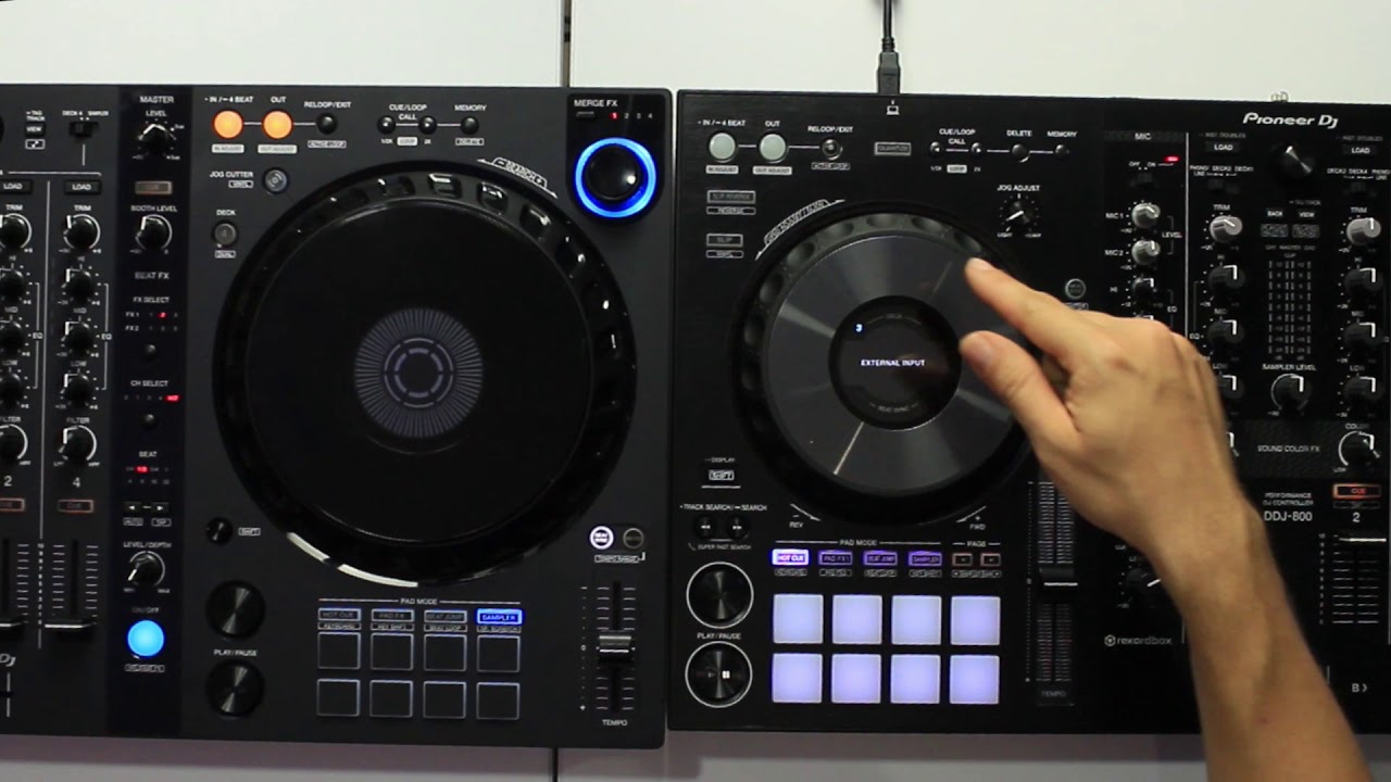 DDJ FLX6 VS DDJ 800