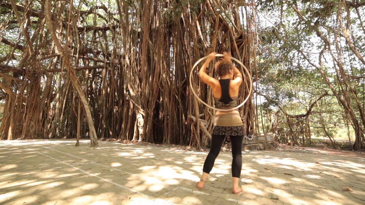 Reni Hardmeier  Hula Hoop Goa 2014