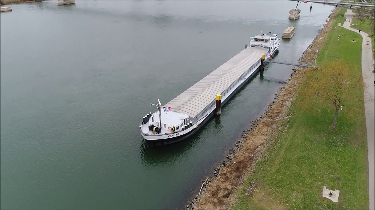 Kehl vom Altrhein bis zu Mimram Brücke aus Drohnenperspektive