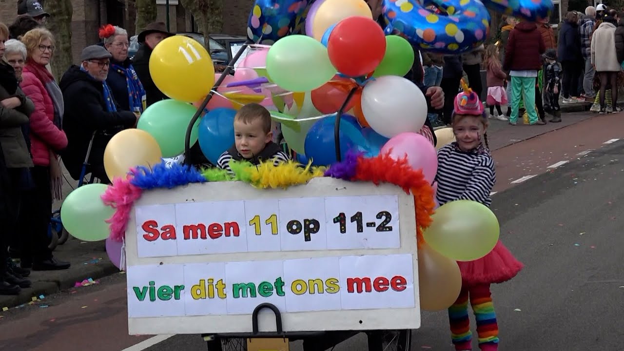 2024-02-11 Carnavalsoptocht Mariahout en Lieshout