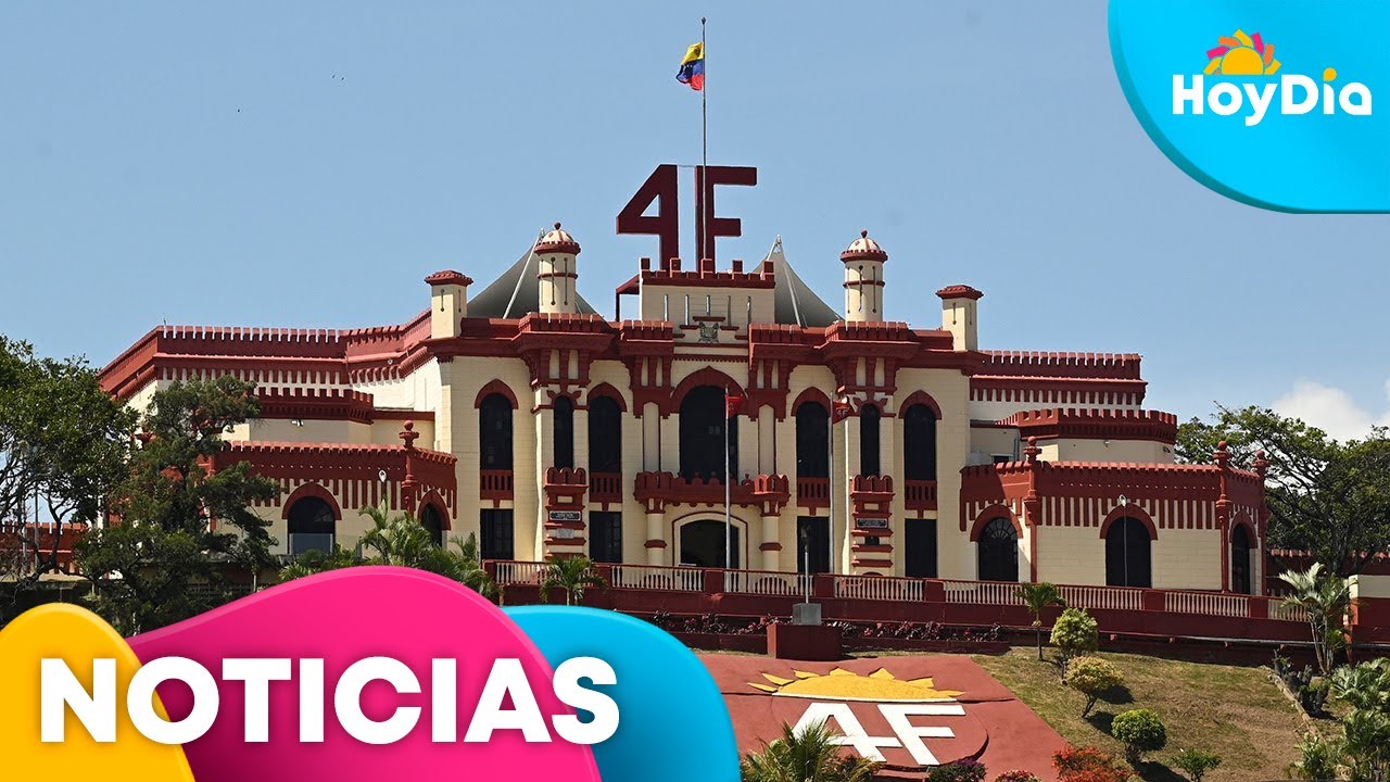 EN VIVO: El ejército venezolano rinde homenaje al difunto presidente Hugo Chávez