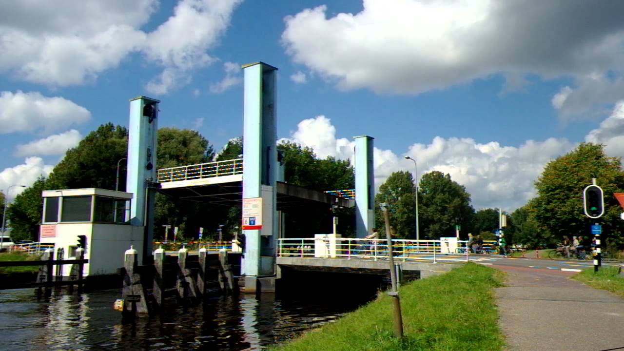 Brugopening Van Ketwich Verschuurbrug  Hefbrug/ Liftbridge/ Pont Levant/ Hubbrücke Groningen