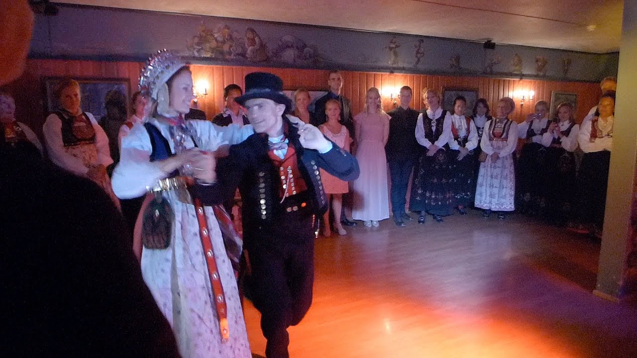 Norwegian folk dance for weddings