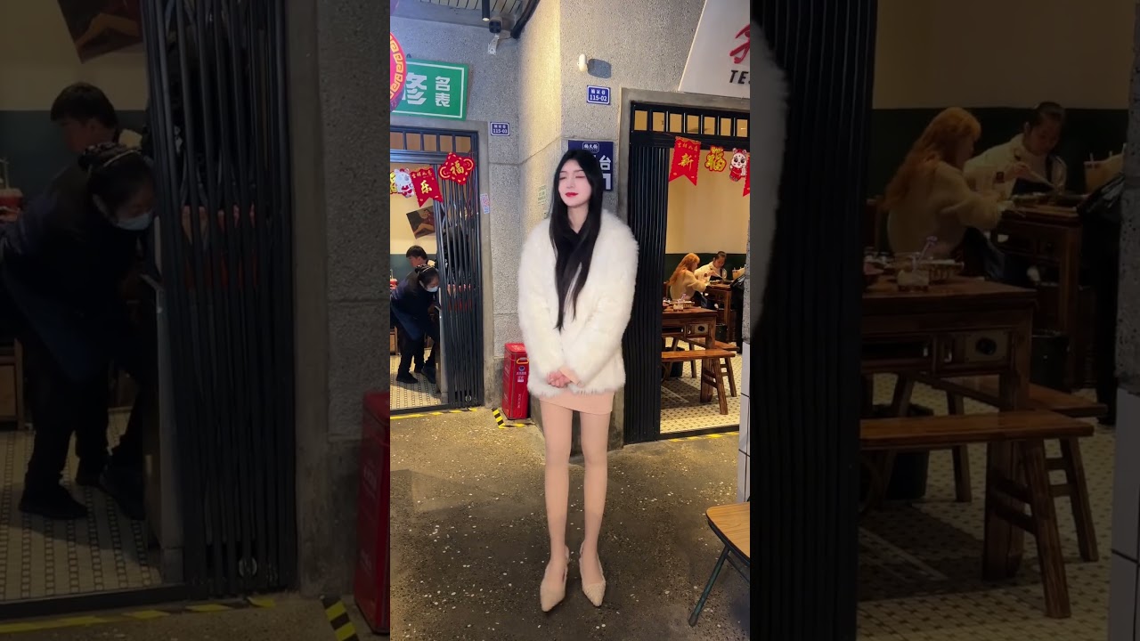 今天带大家看看中午的楠火🍲#美女老板的日常 #艾特你的饭搭子请你吃 #天儿冷吃点啥