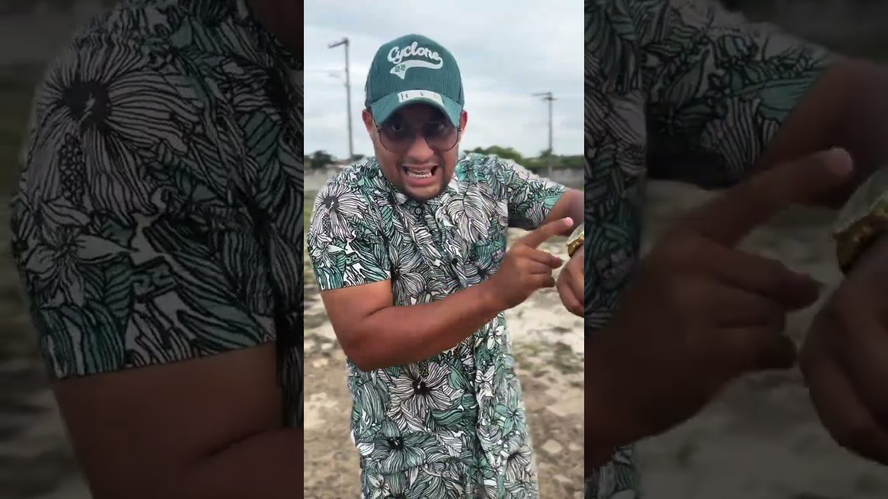TÁ VINDO DE MUITO LONGE!