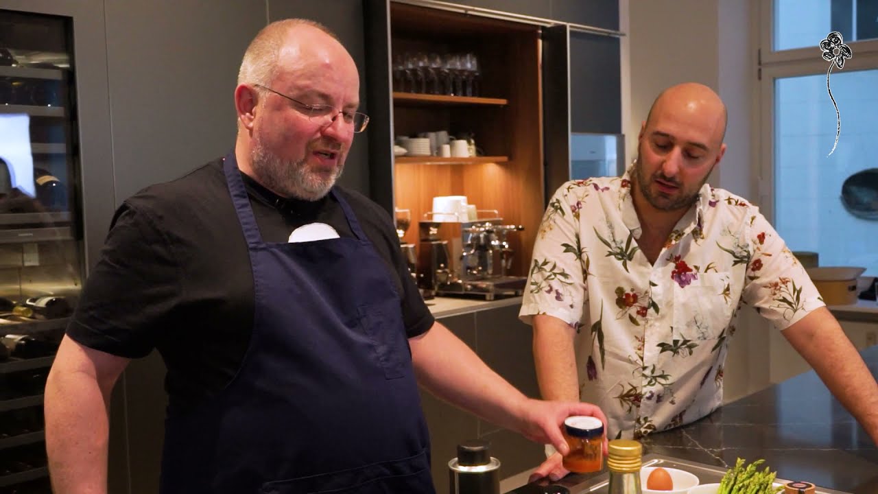 Christian Lohse – Spiegelei auf grünem Spargel mit Sauce Choron à la Lohse