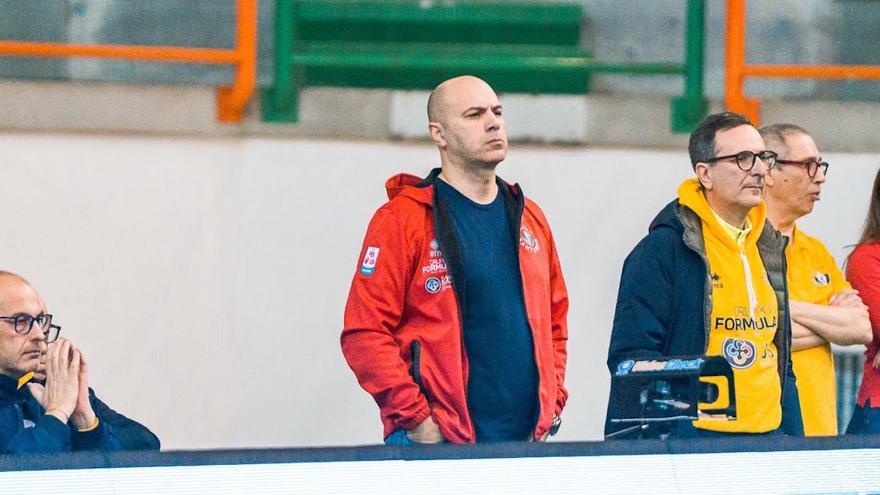 Pallavolo, Costantino: 