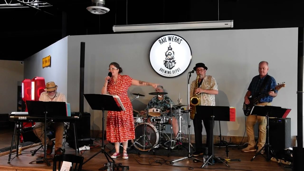 Miss Jill & The Jammers / Please Don't Talk About Me