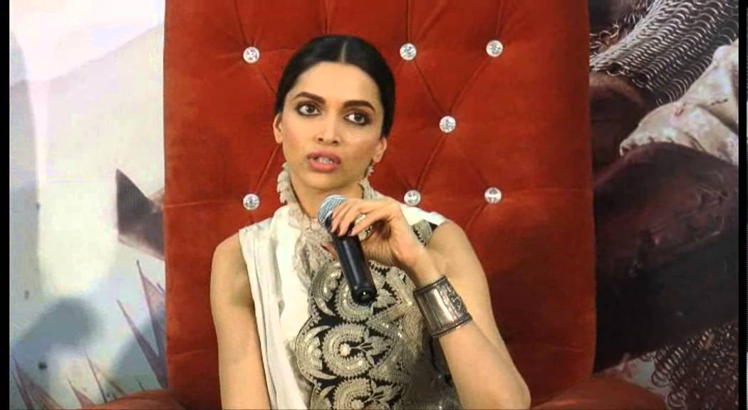 Ranveer Singh, Deepika Padukone discuss Bajirao Mastani in Gujarat