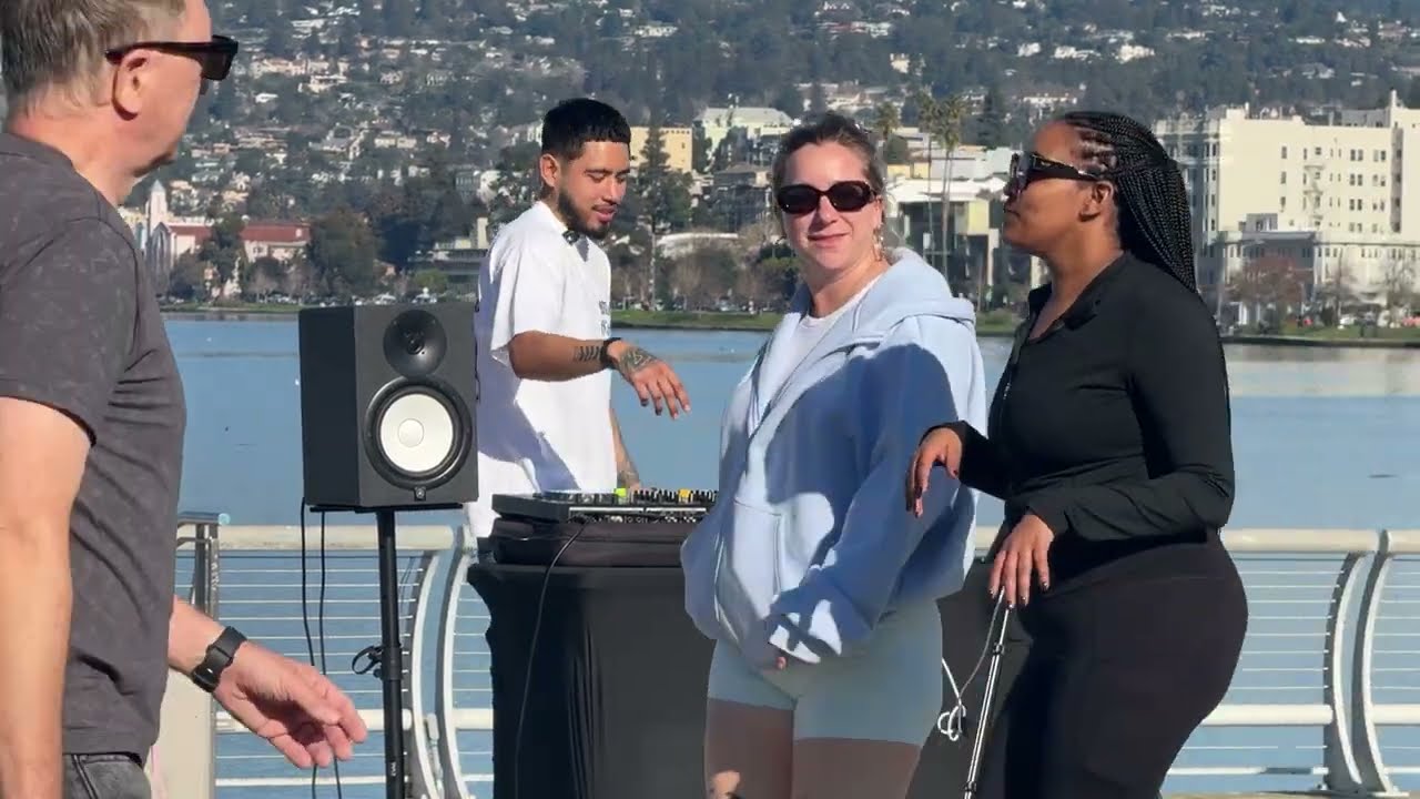 LIVE SESSIONS | R&B, Old-School, Afro-Neo, Latino DJ Sandio at Lake Merrit-Oakland, CA