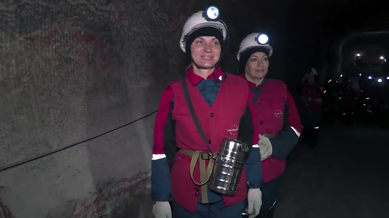 Художники в шахте