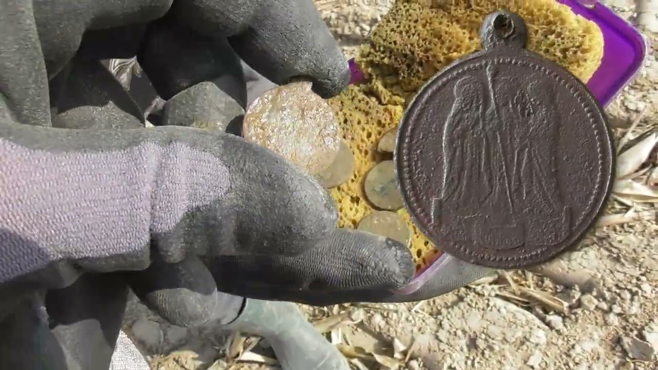 Ищем пока есть возможность, выкапываем то, что есть.