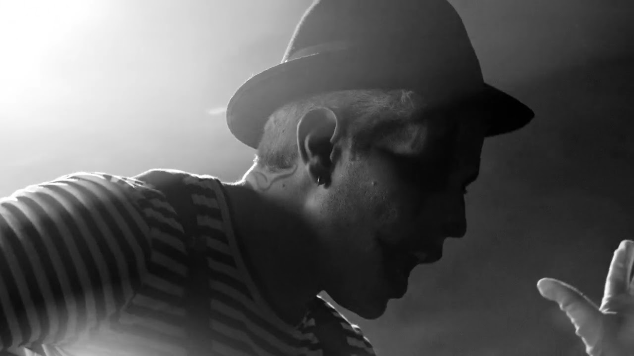 Christian Chávez - Si Mañana Me Voy