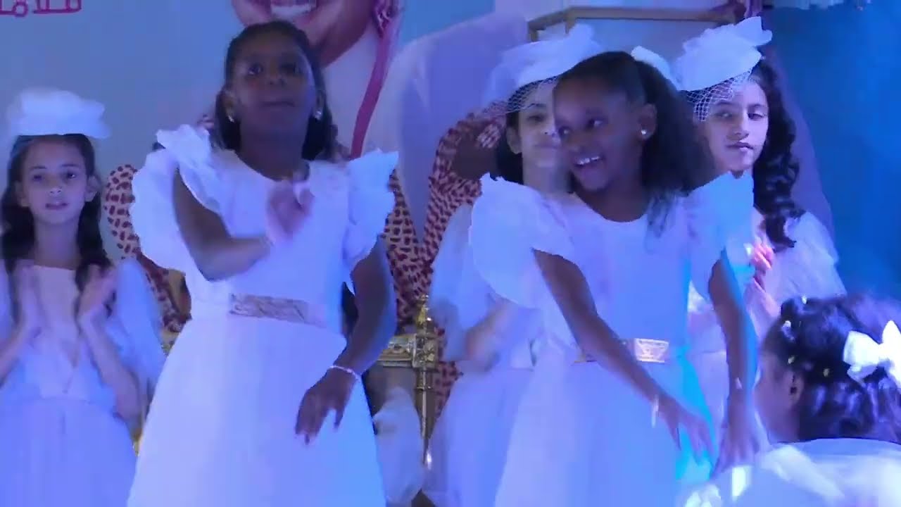 مشاركة فرقة جواهر الفن و فرقة ابداع الطفولة في حفل وداع النجمتين دانه مدخلي و ريماس حكمي