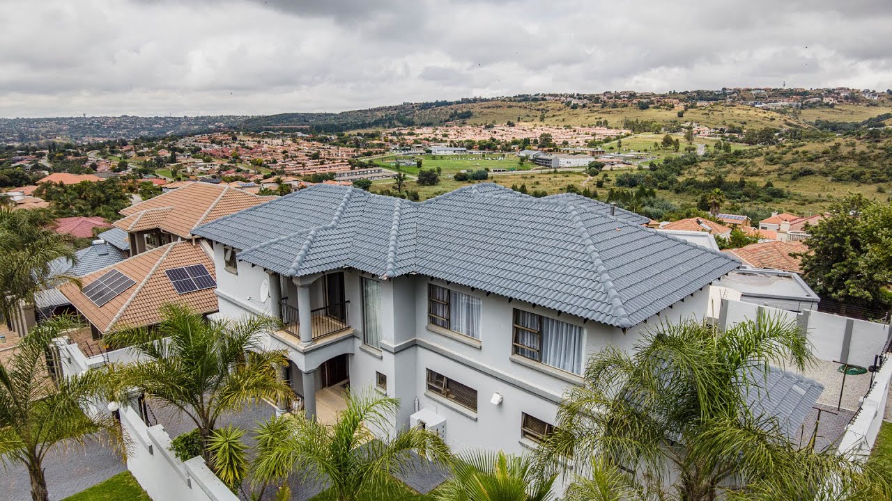 3 Bedroom For Sale - Rangeview