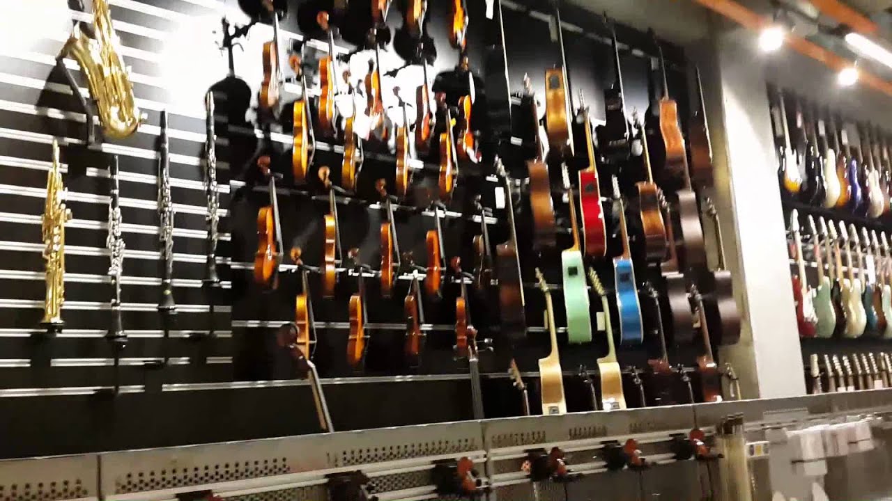 Zuhal müzik Maslak Uniq Şubesi