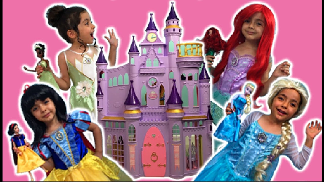 ELSA, ANNA AND RAPUNZEL PLAY WITH THEIR DREAM CASTLE | Toy Play | Princesses In Real Life Kiddyzuzaa