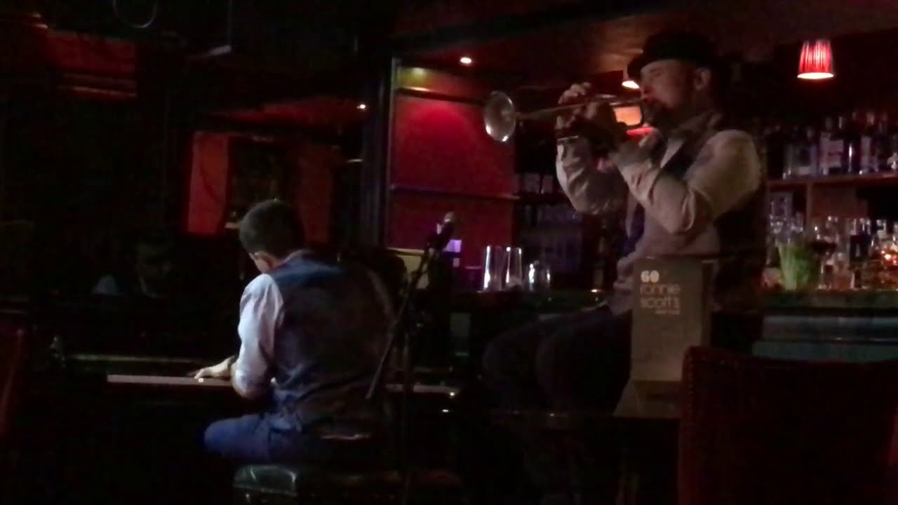 Andy Davies - It Never Entered My Mind/In a Sentimental Mood (live Upstairs at Ronnie Scott's)