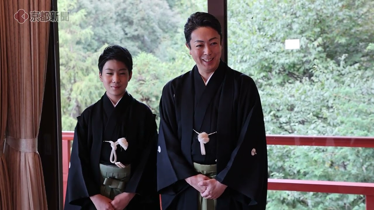 「音羽屋」八代目尾上菊五郎、六代目菊之助さんが京都・清水寺の音羽の滝を訪問（2025年10月28日、京都市東山区）