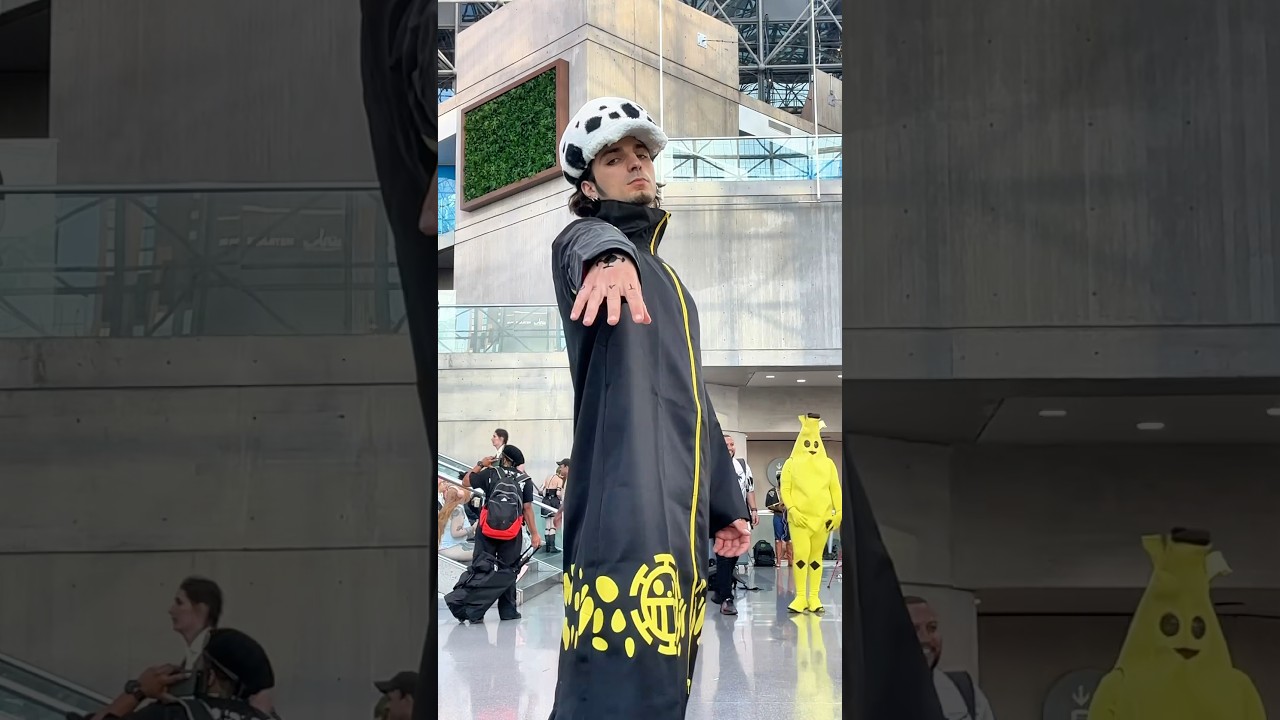 Law and Monet take Anime NYC #onepiececosplay #trafalgarlaw #monetonepiece #animecosplay #animenyc