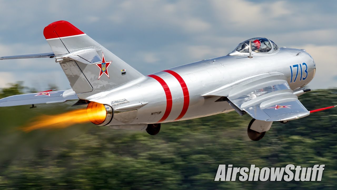 Пролёты МиГ-17 на малой высоте — EAA AirVenture, Ошкош, 2022