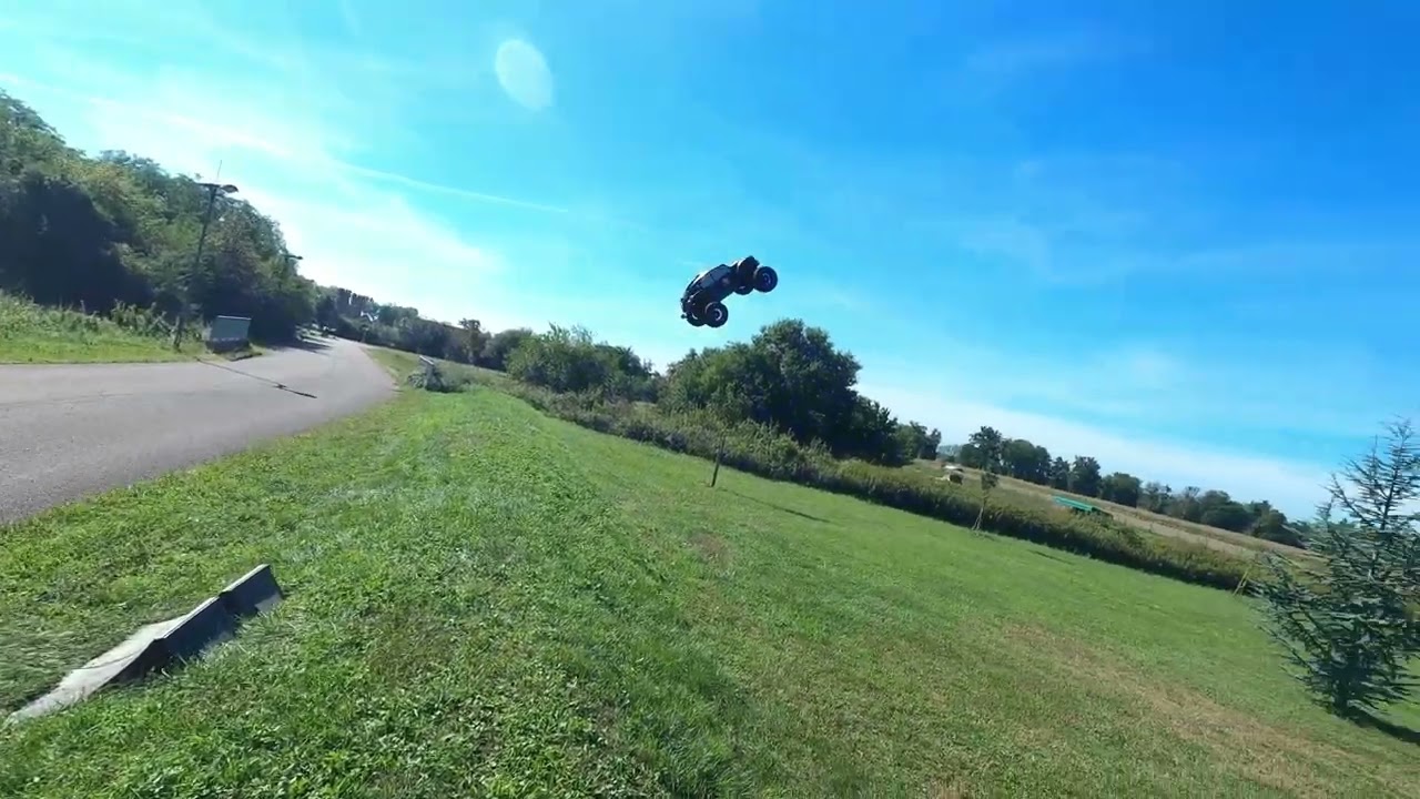 XRT 12s SUSPET MODIF CREME MAIS BYEBYYE MOTEUR HV G2 800kv
