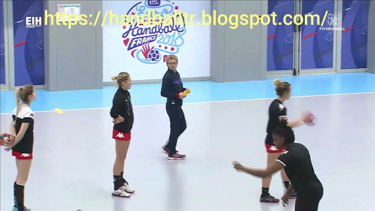 Handball training - Offensive excess - Towards 7 against 6 part 1