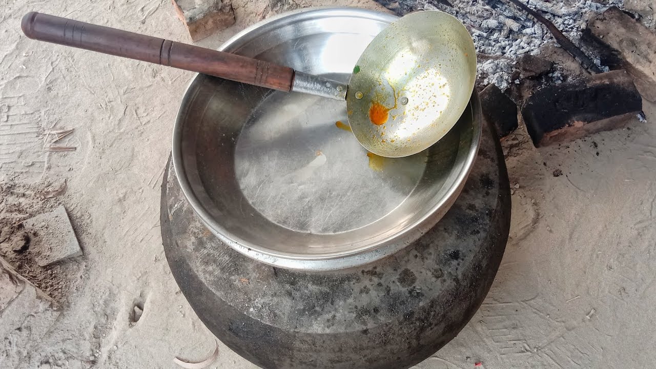 Aaj ki video mein Ham banaa rahe hain chicken korma wali recipe Hussain vlog