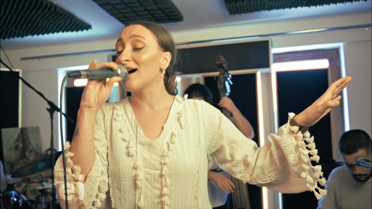 Zarina Prvasevda: XOTEL