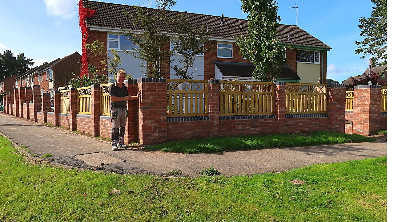 Bricklaying: 52 metre wall 6000 brick, 1000 bullnose: part 5