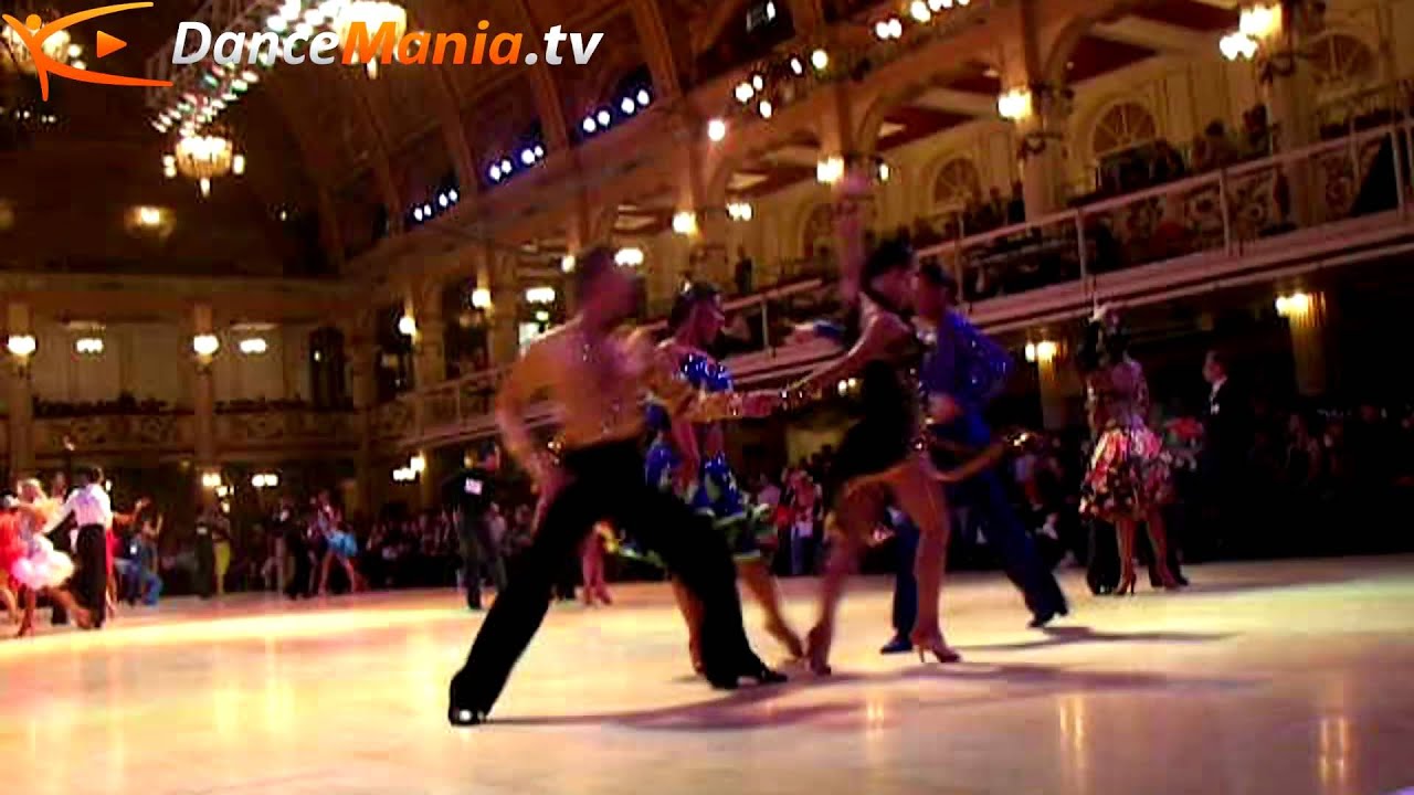 Vasily Anokhin & Tina Bazykina (ESTONIA) - Chacha (Blackpool 2009 Amateur Latin)
