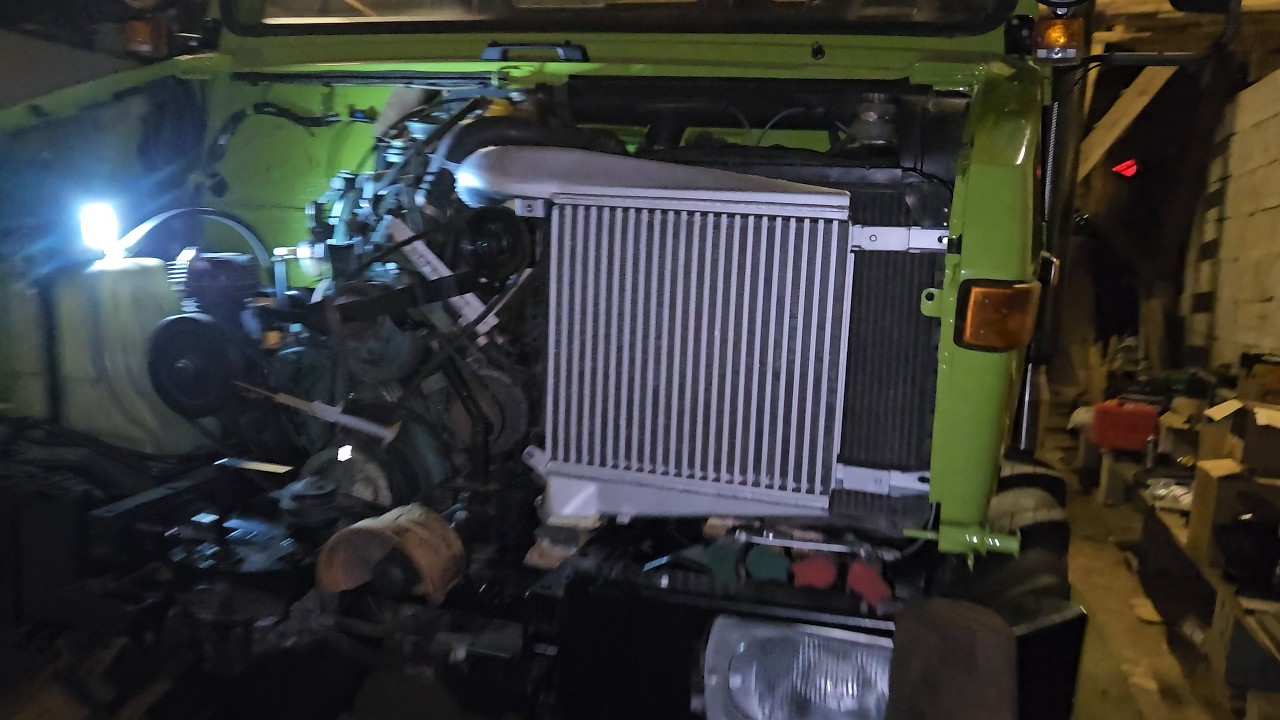 Alles zerschneiden f&uuml;r den Maisgrill! OM366LA-Umbau-Kampf! | Agrar-UNIMOG Restauration #17