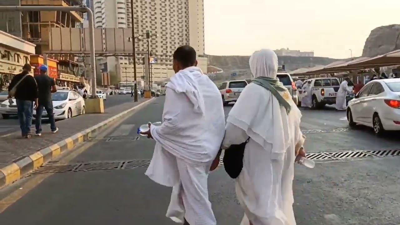 الطريق من ساحة الحرم الى فندق الشهداء شارع أجياد مكة سيرا على الاقدام  AlShuhada Hotel Ajyad Makkah