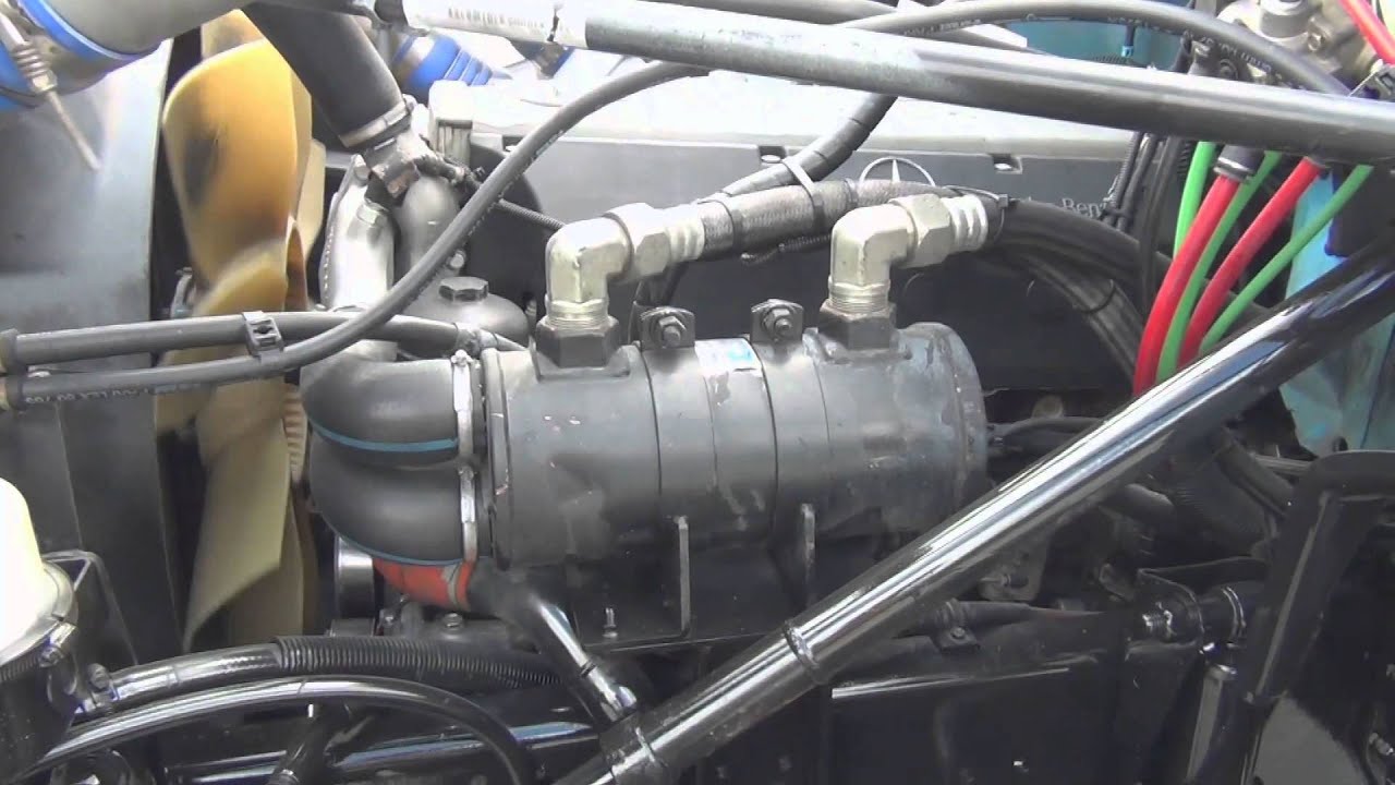 2004 FREIGHTLINER FL70 300 HP MERCEDES
